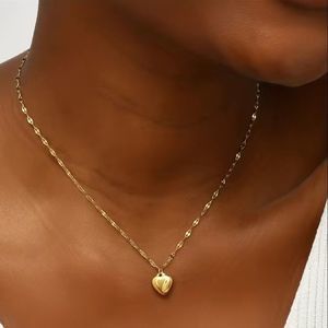 🧡 Delicate 10k Gold Dainty Heart Necklace🧡